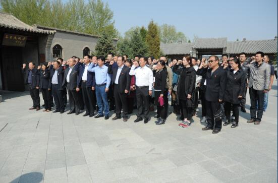 1524730785949376.jpg 1524730785949376.jpg